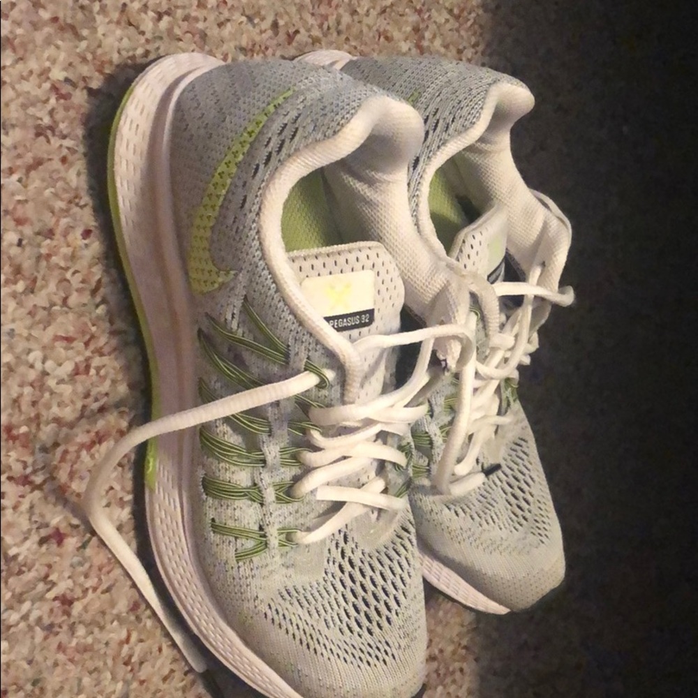 nike pegasus 32
